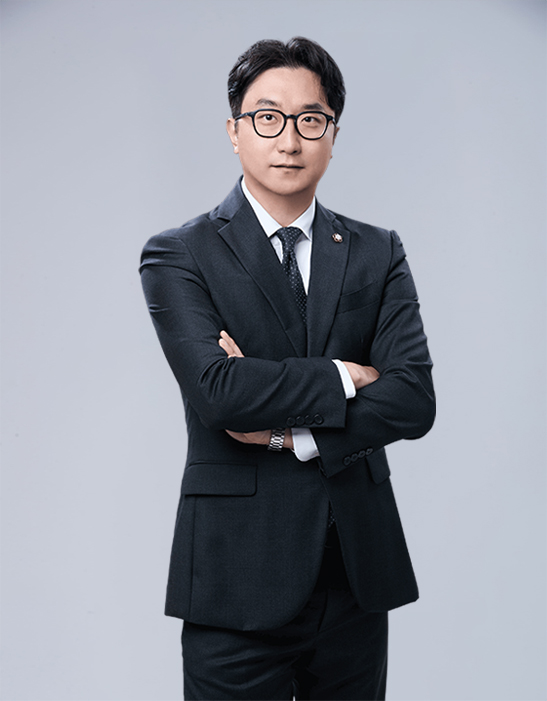 Y.H. Hwang